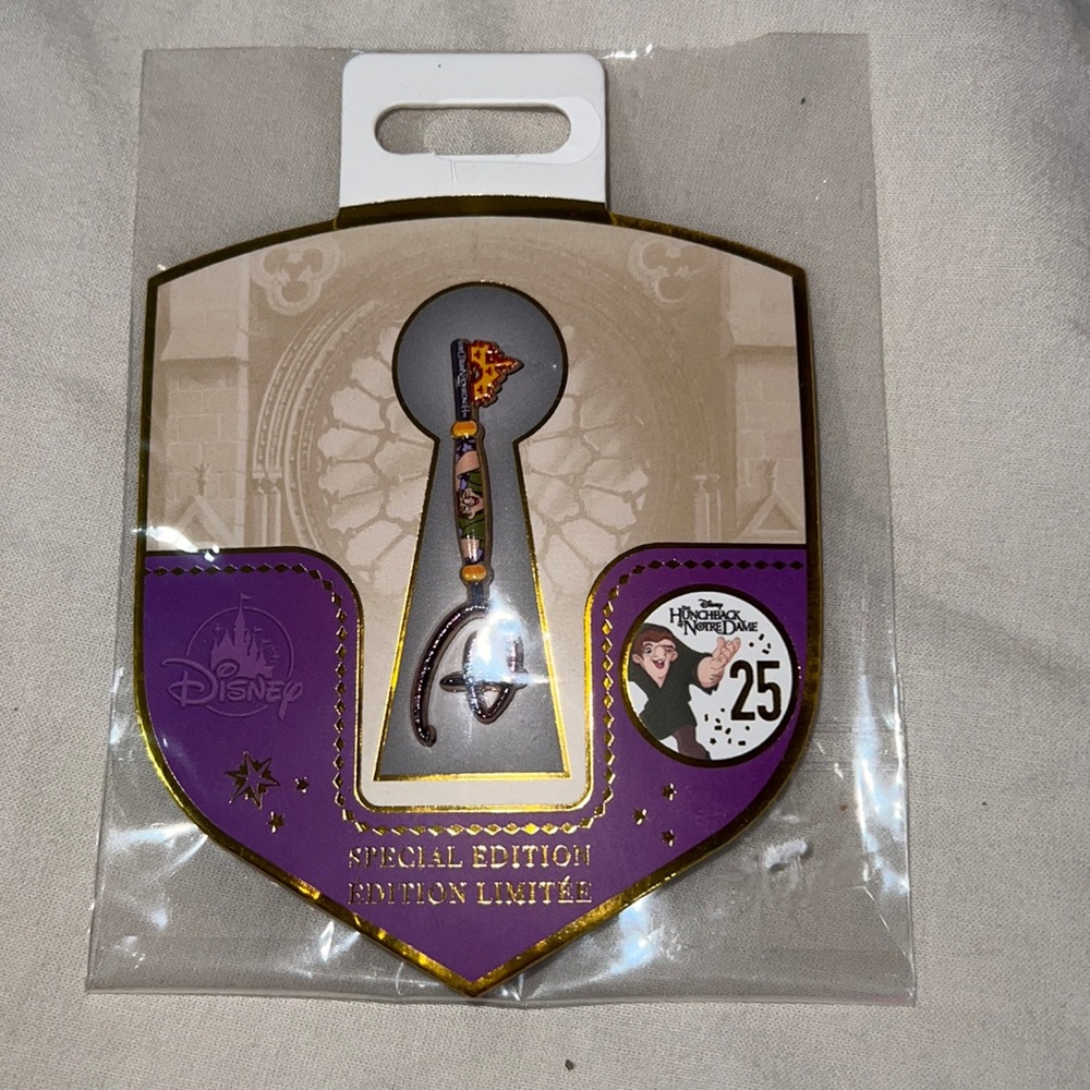 Disney Pin